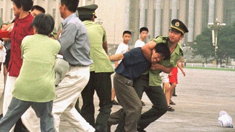 FalunGong Eve of Persecution PoliceDraggingPractitioners 1 1024x576