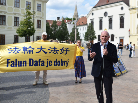 20260511_Bratislava_DSC_4601_crop_small